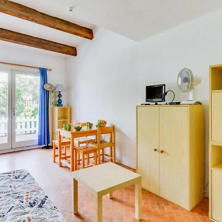 Apartment Les Mas De La Garrigue I Et Ii-1 By Interhome *