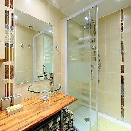 Les Mas De La Garrigue I Et Ii-1 By Interhome Apartamento Agde
